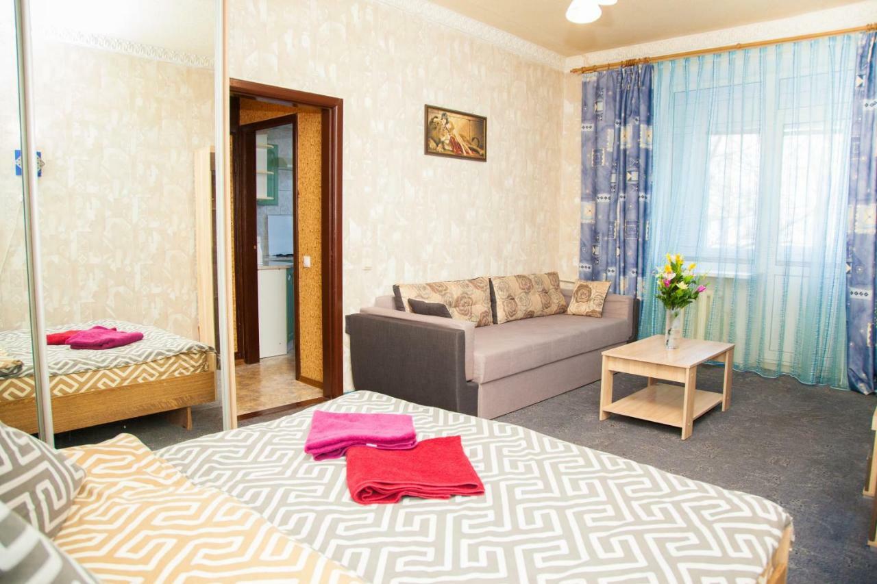 Semi-Luxury Apt On 82 Nezalezhnoi Ukrаiny Street Near Intourist Hotel Zaporizhia Екстериор снимка